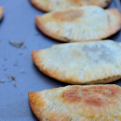 Empanadas de Ropa Vieja (shredded beef paties)