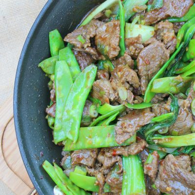 Beef stir-fry with bok choy and snow peas
